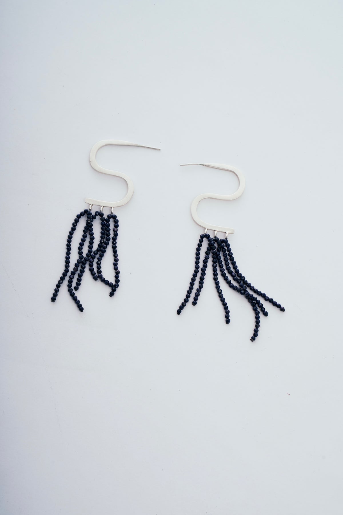 NUH vertical earrings