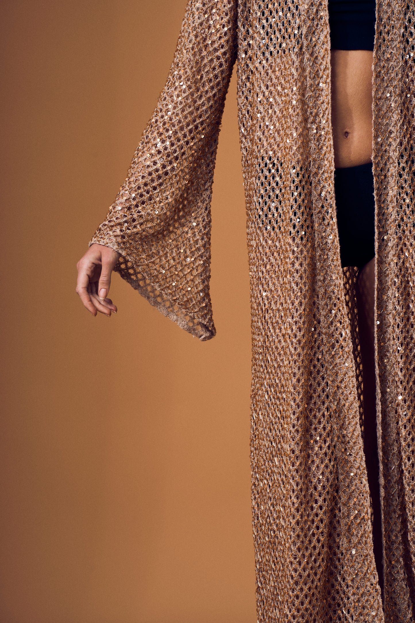 EMBROIDERED KIMONO