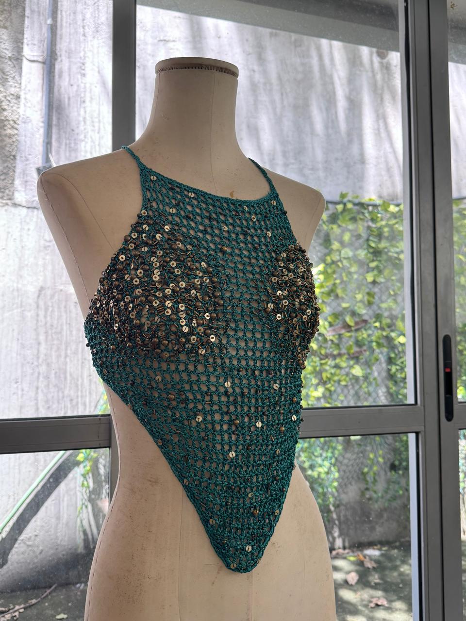 HALTER TOP