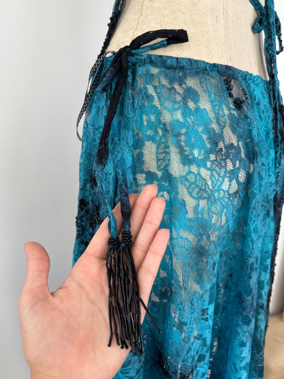 ASYMMETRICAL MIDI SKIRT