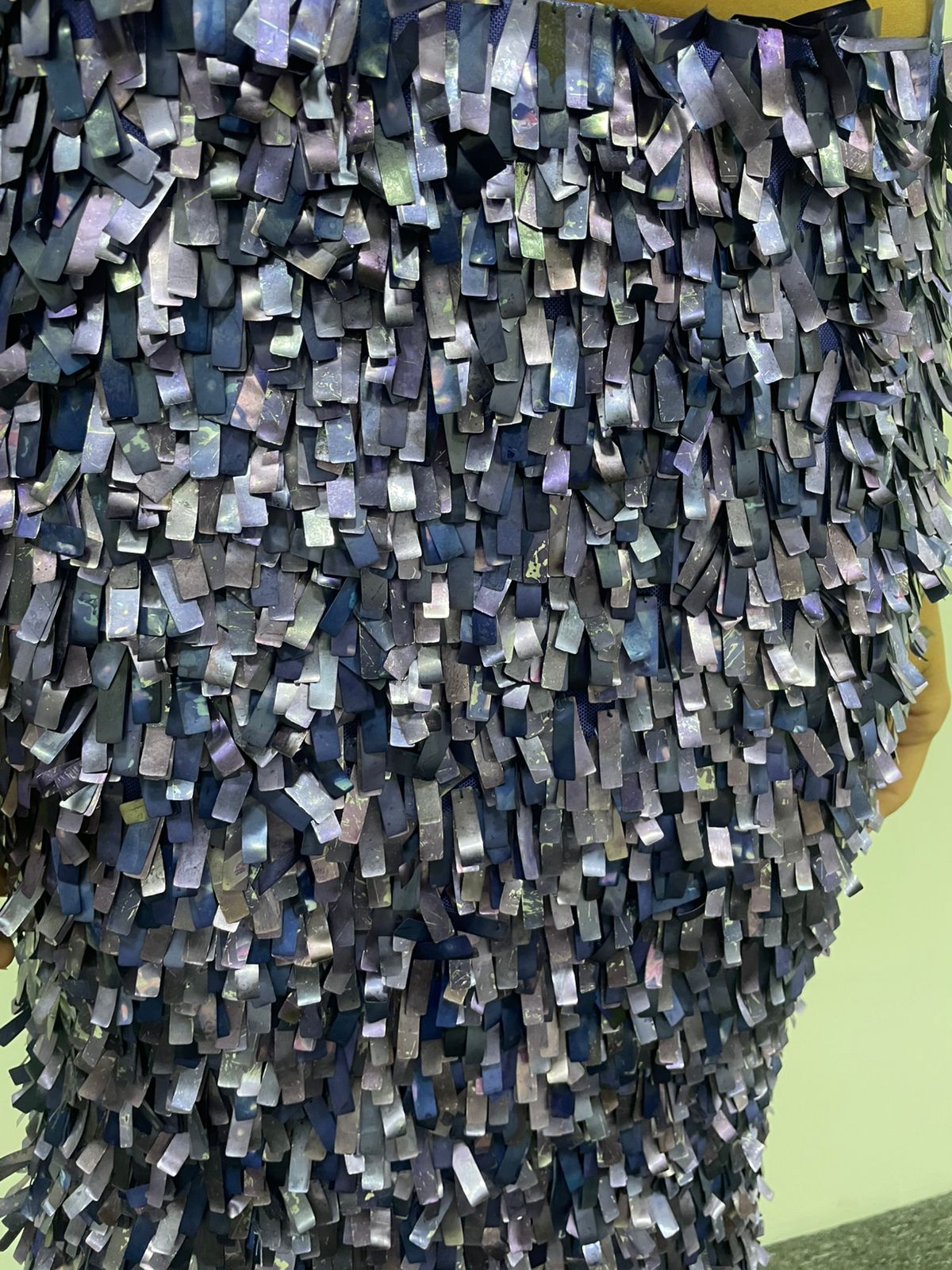 SEQUIN MIDI SKIRT